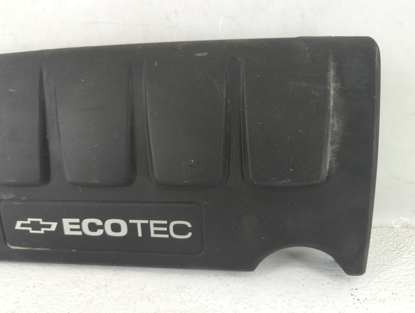 2011 Chevrolet Cruze Engine Cover - Oemusedautoparts1.com