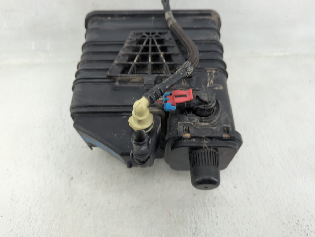 2011 Chevrolet Cruze Fuel Vapor Charcoal Canister 611338 - Oemusedautoparts1.com
