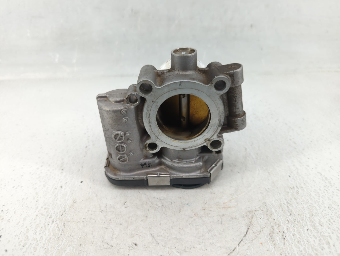 2011-2016 Chevrolet Cruze Throttle Body P/N:55565489 Fits Fits 2011 2012 2013 2014 2015 2016 2017 2018 2019 2020 2021 OEM Us