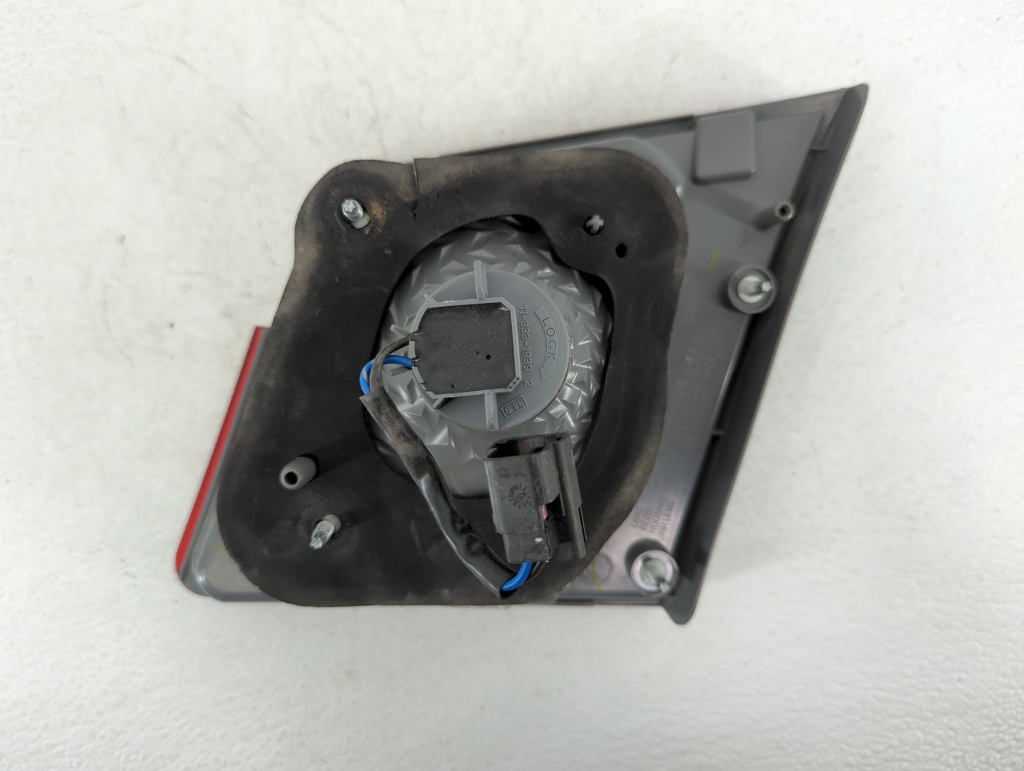 2011-2016 Chevrolet Cruze Tail Light Assembly Driver Left OEM P/N:04229145 335-1307L-AS Fits Fits 2011 2012 2013 2014 2015 2