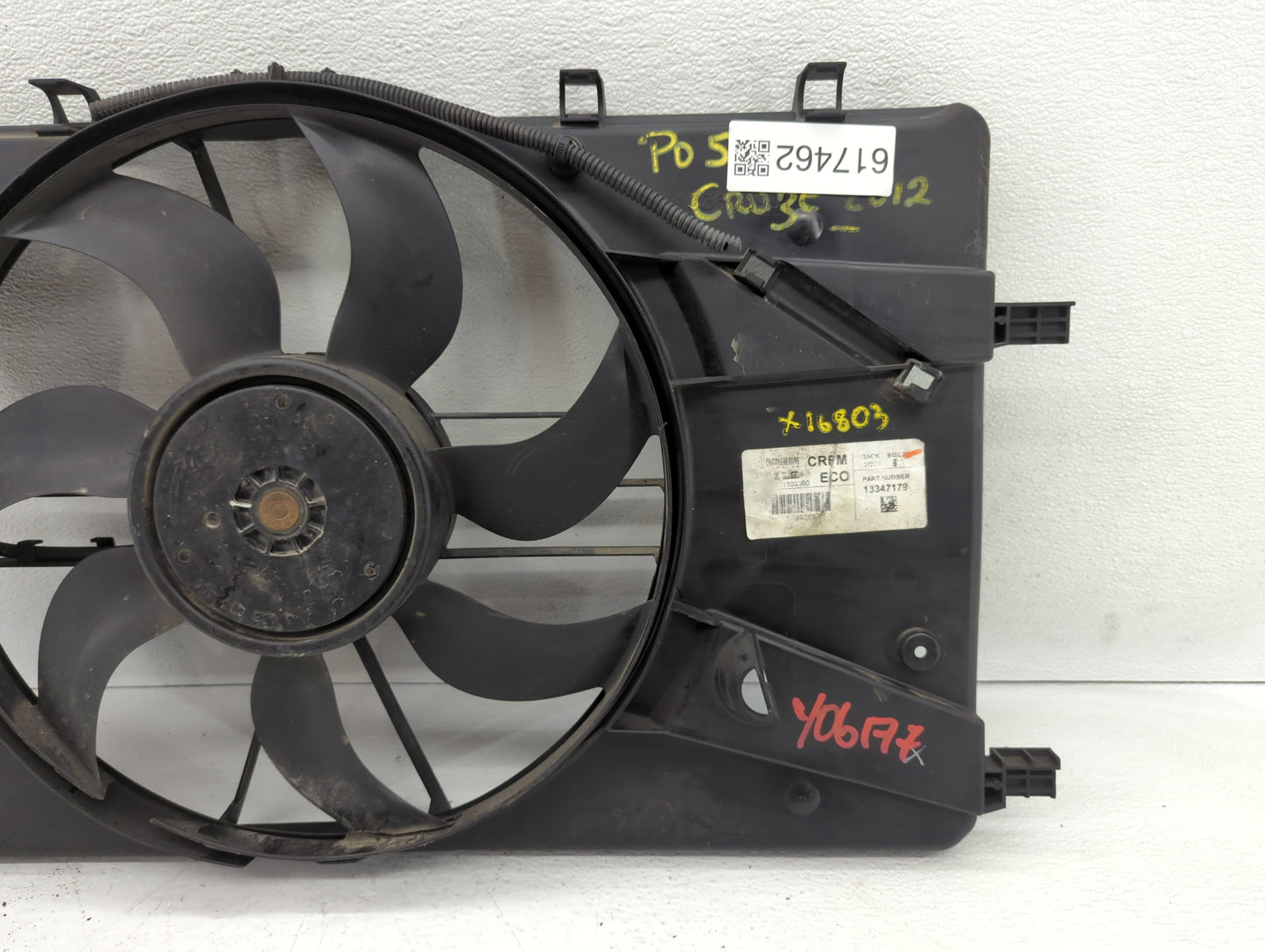 2011-2016 Chevrolet Cruze Left Radiator Fan Motor Assembly Black 617462 - Oemusedautoparts1.com