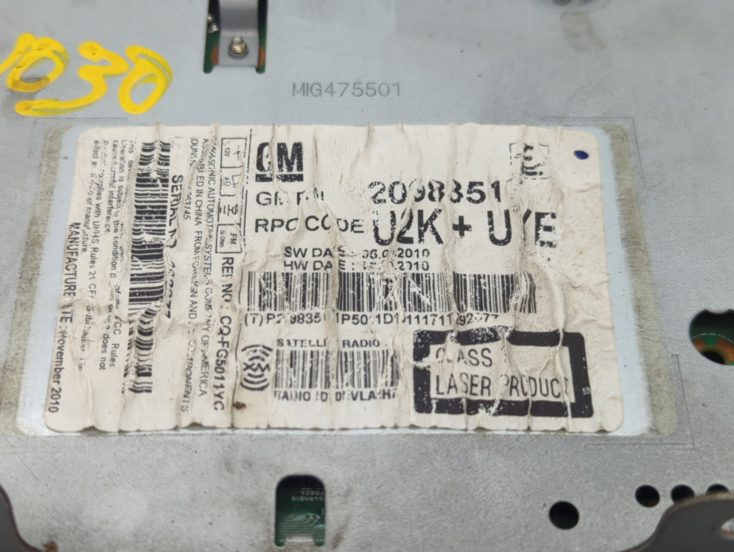 2011-2012 Chevrolet Cruze Radio AM FM Cd Player Receiver Replacement P/N:2098851 Fits Fits 2010 2011 2012 OEM Used Auto Part