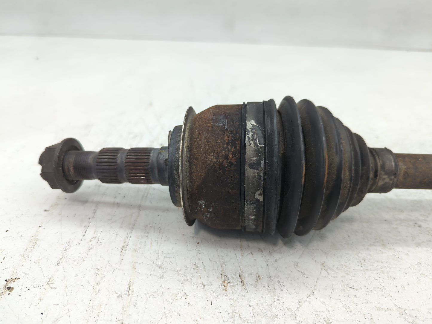2011-2016 Chevrolet Cruze Axle Shaft Front Driver Cv C/v - Oemusedautoparts1.com