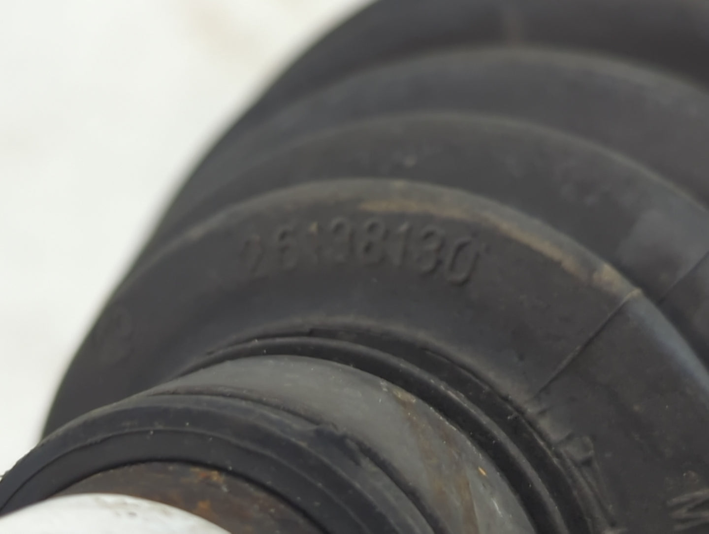 2011-2016 Chevrolet Cruze Axle Shaft Front Driver Cv C/v - Oemusedautoparts1.com