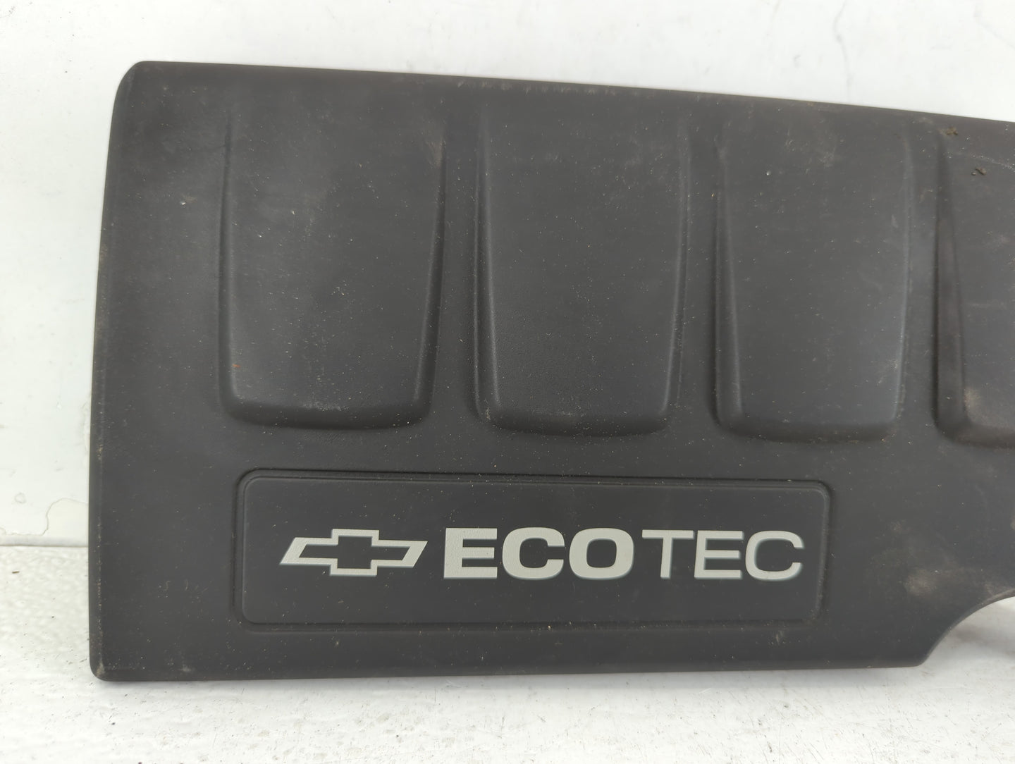 2011 Chevrolet Cruze Engine Cover - Oemusedautoparts1.com