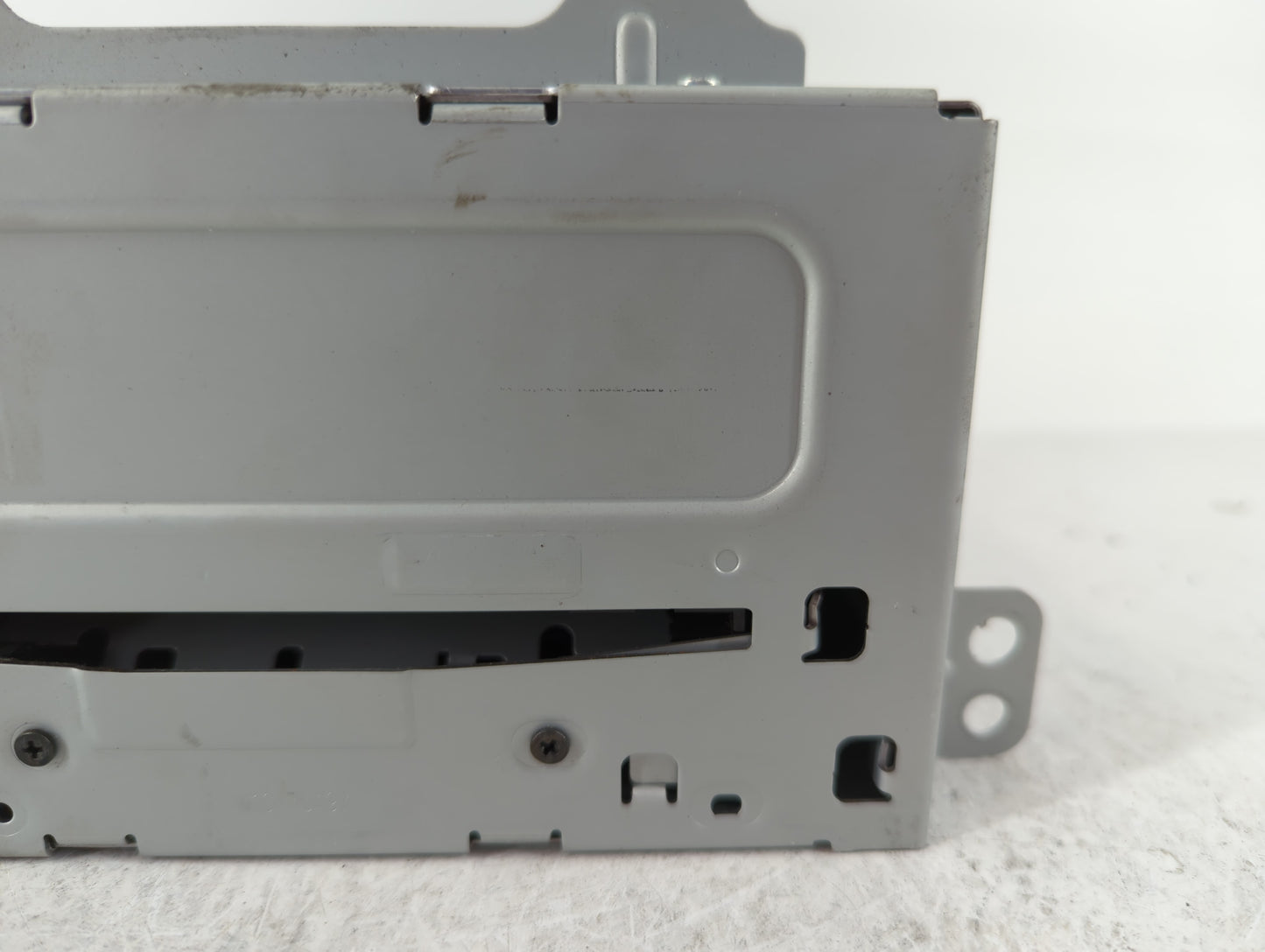 2011-2012 Chevrolet Cruze Am Fm Cd Player Radio Receiver - Oemusedautoparts1.com