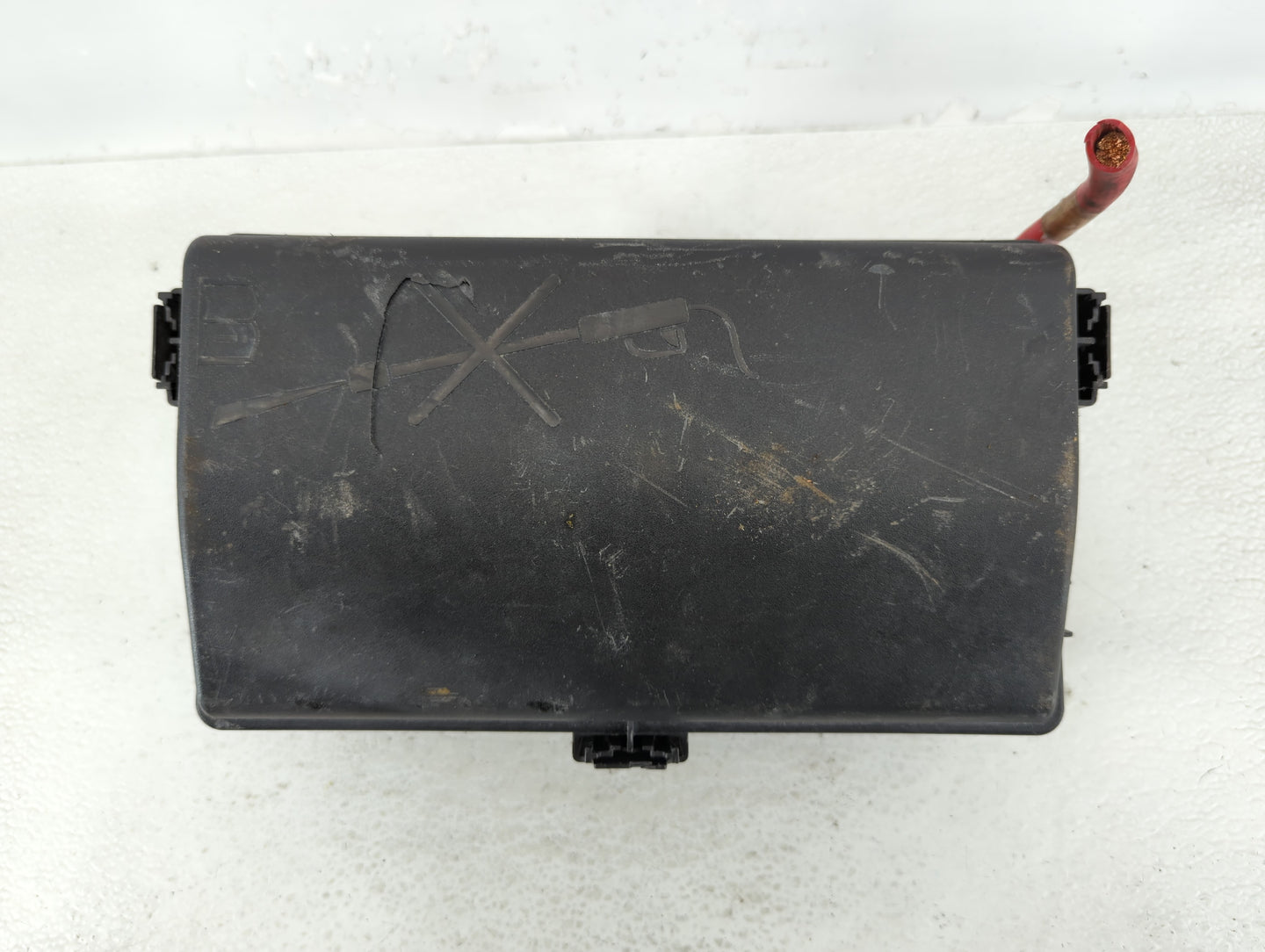 2011-2014 Chevrolet Cruze Fusebox Fuse Box Panel Relay Module P/N:95216200_02 Fits Fits 2011 2012 2013 2014 OEM Used Auto Pa