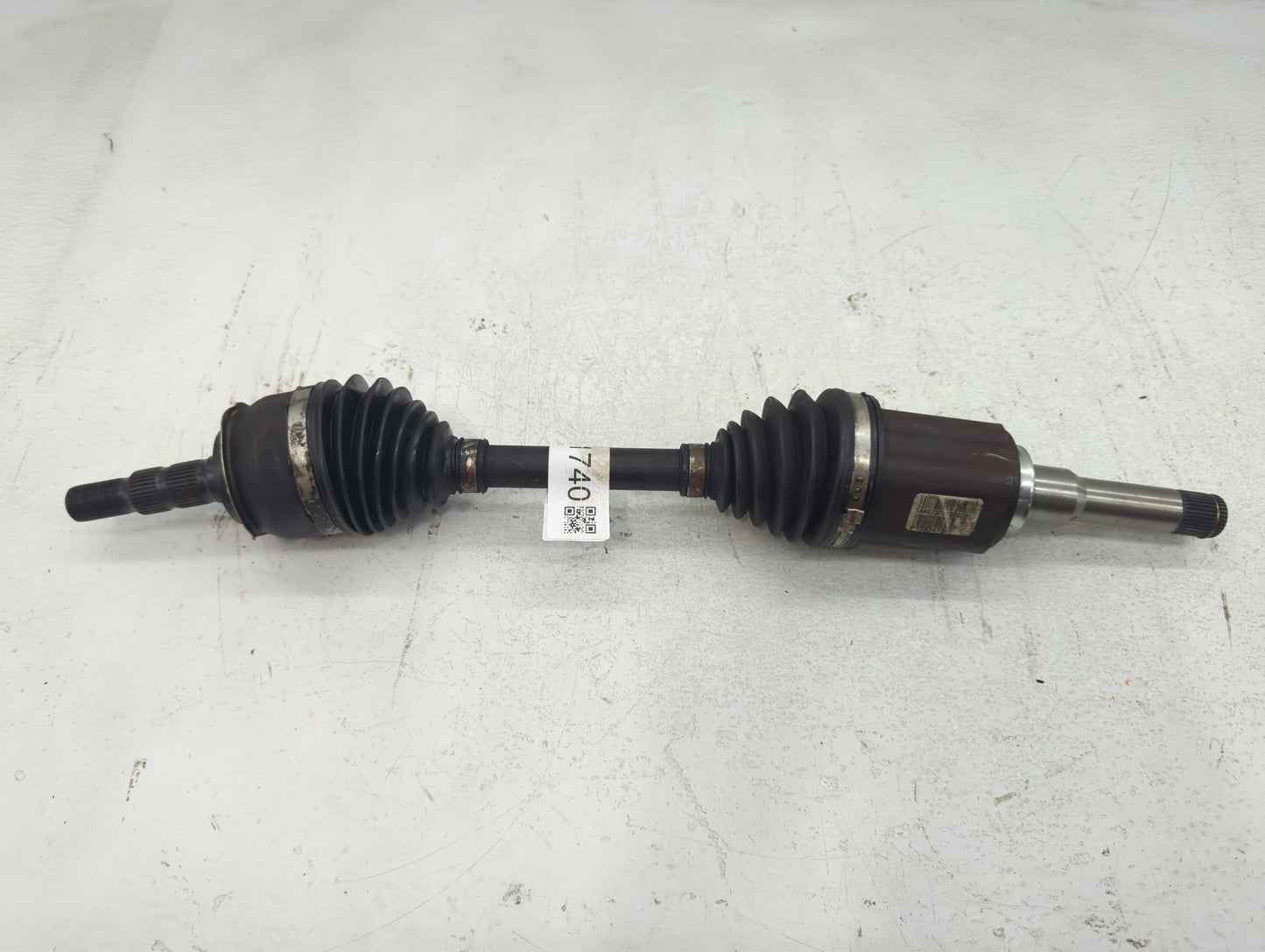 2011-2012 Chevrolet Cruze Axle Shaft Front Passenger Cv C/v - Oemusedautoparts1.com