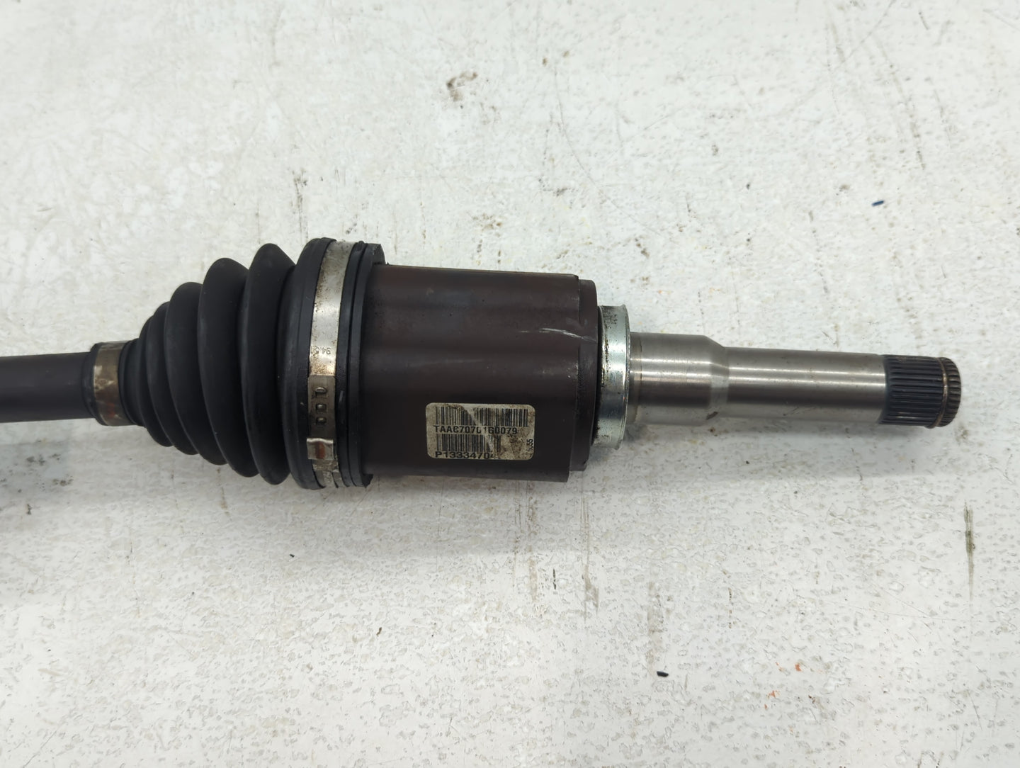 2011-2012 Chevrolet Cruze Axle Shaft Front Passenger Cv C/v - Oemusedautoparts1.com