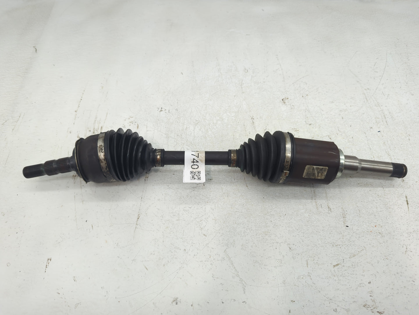 2011-2012 Chevrolet Cruze Axle Shaft Front Passenger Cv C/v - Oemusedautoparts1.com
