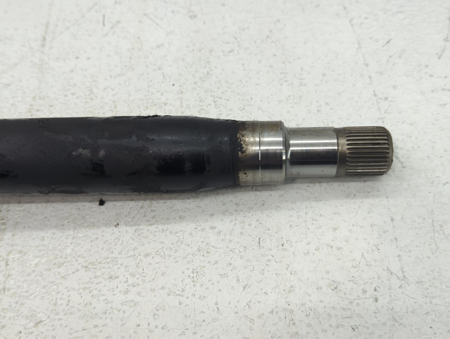 2011-2012 Chevrolet Cruze Axle Shaft Front Passenger Cv C/v - Oemusedautoparts1.com