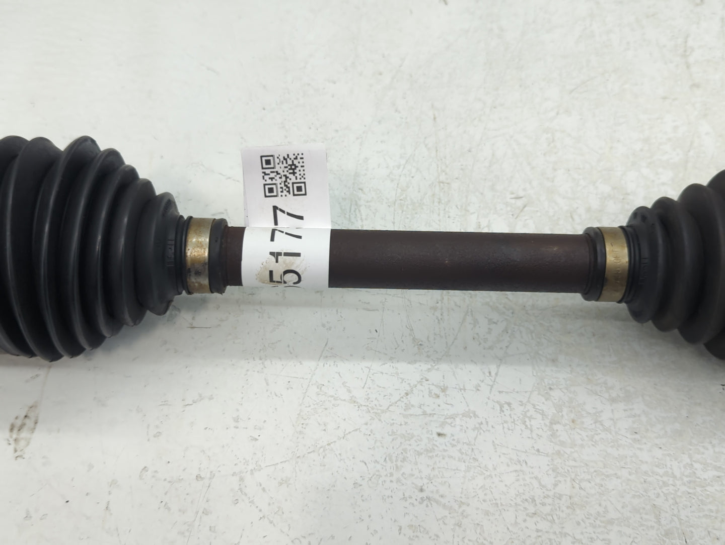 2011-2012 Chevrolet Cruze Axle Shaft Front Passenger Cv C/v - Oemusedautoparts1.com