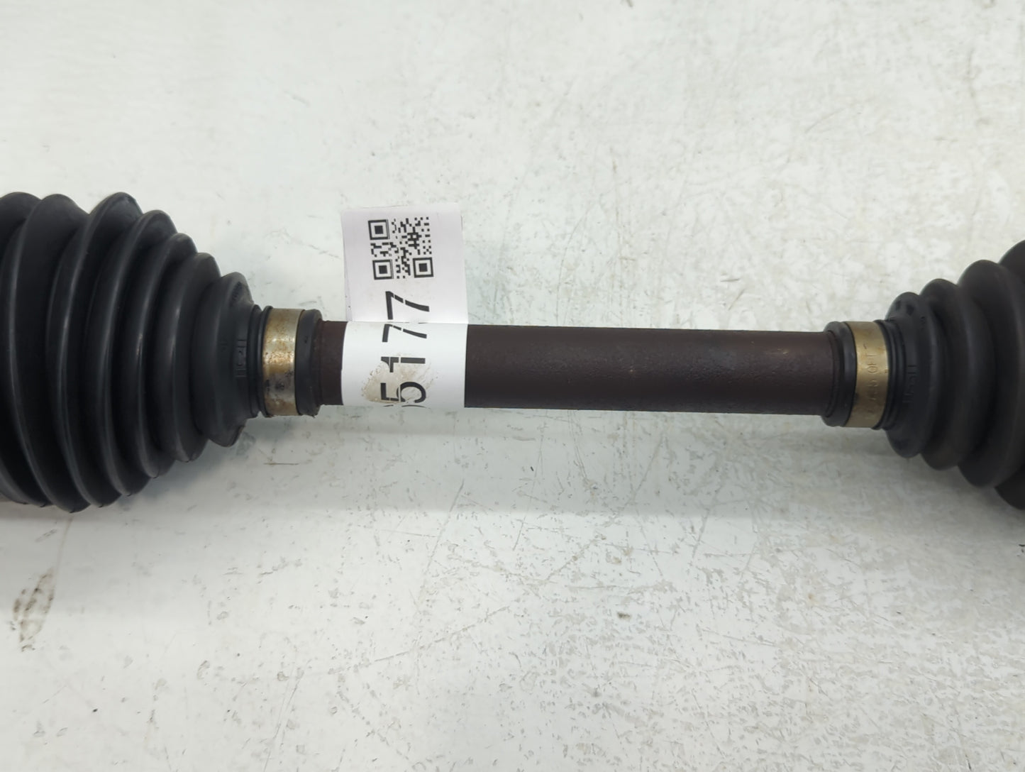 2011-2012 Chevrolet Cruze Axle Shaft Front Passenger Cv C/v - Oemusedautoparts1.com