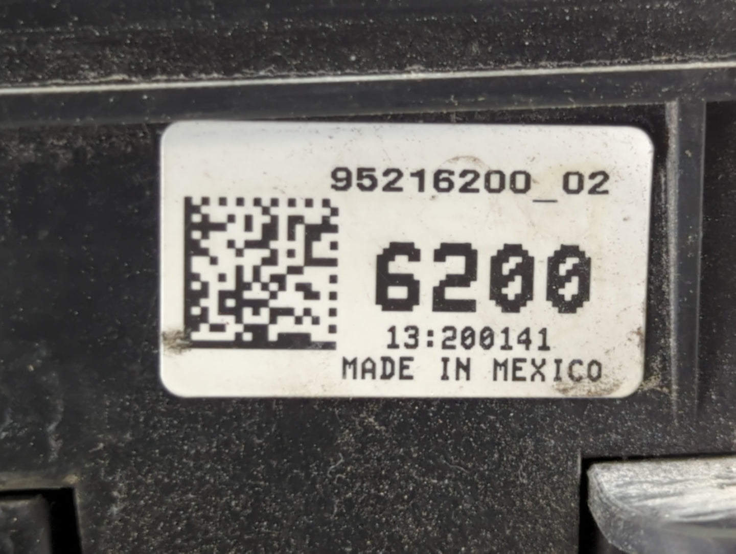 2011-2014 Chevrolet Cruze Fusebox Fuse Box Panel Relay Module P/N:95216200_02 Fits Fits 2011 2012 2013 2014 OEM Used Auto Pa