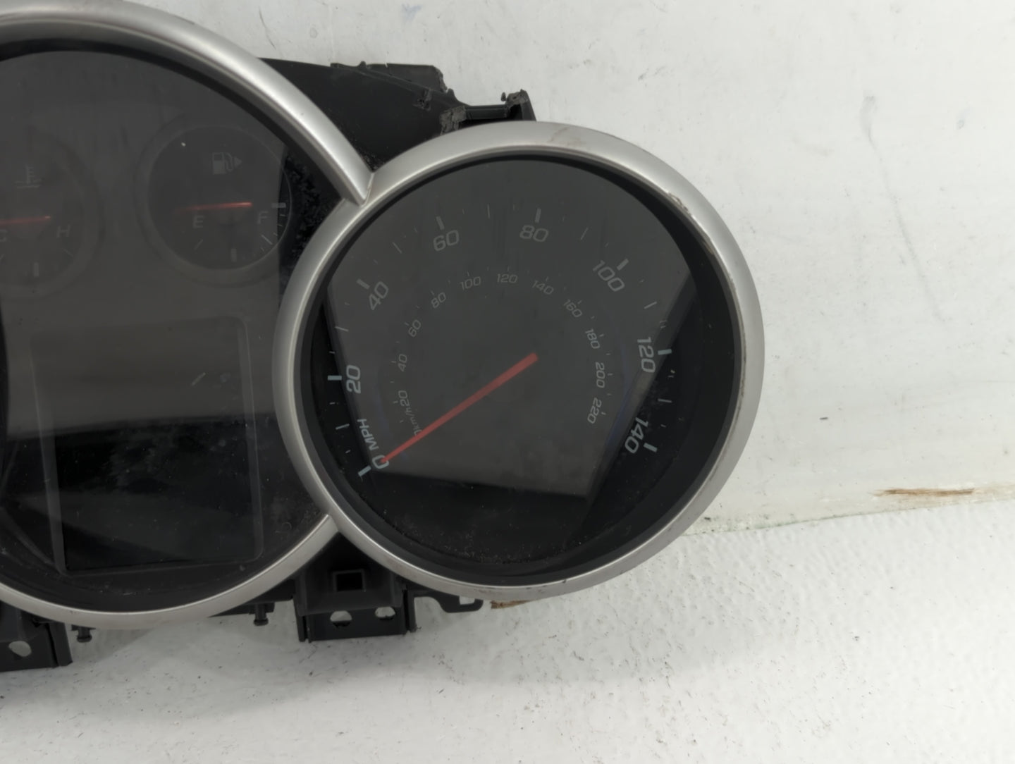 2011 Chevrolet Cruze Instrument Cluster Speedometer Gauges P/N:95018203 Fits OEM Used Auto Parts - Oemusedautoparts1.com