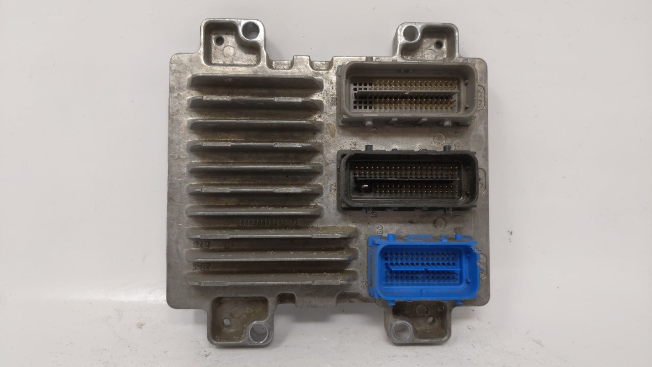 2011 Chevrolet Cruze PCM Engine Control Computer ECU ECM PCU OEM P/N:12645606 12644081 Fits OEM Used Auto Parts - Oemusedaut