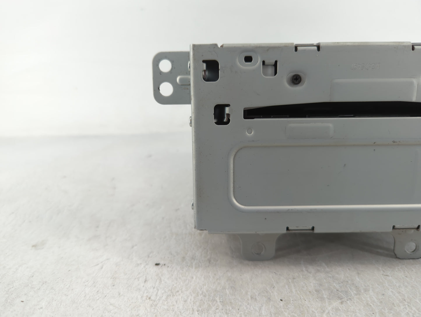 2011-2012 Chevrolet Cruze Am Fm Cd Player Radio Receiver - Oemusedautoparts1.com