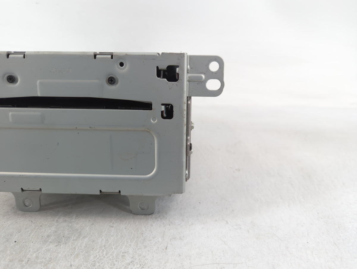 2011-2012 Chevrolet Cruze Am Fm Cd Player Radio Receiver 655201 - Oemusedautoparts1.com