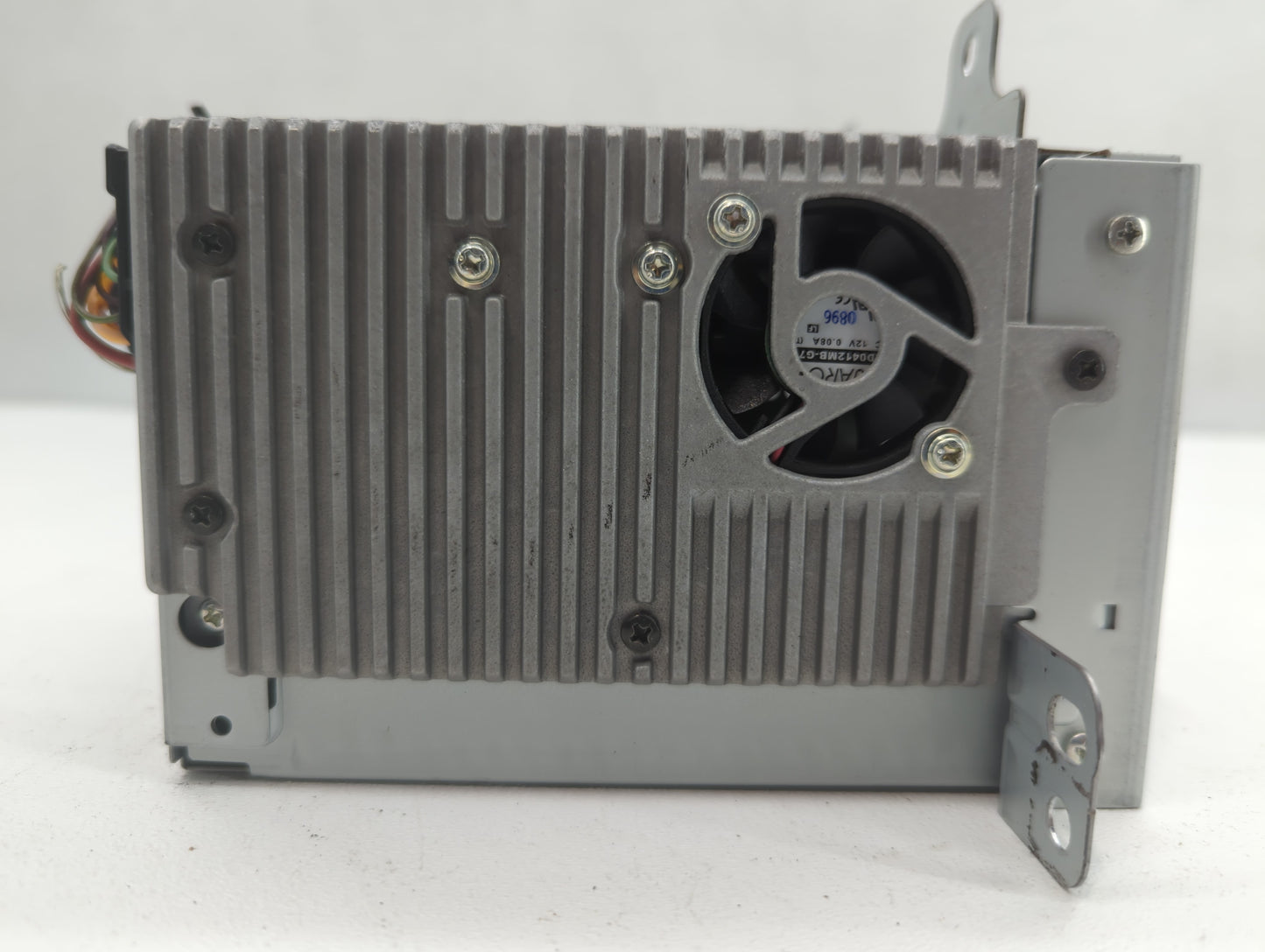 2011-2012 Chevrolet Cruze Radio AM FM Cd Player Receiver Replacement P/N:20983517 Fits Fits 2010 2011 2012 OEM Used Auto Par