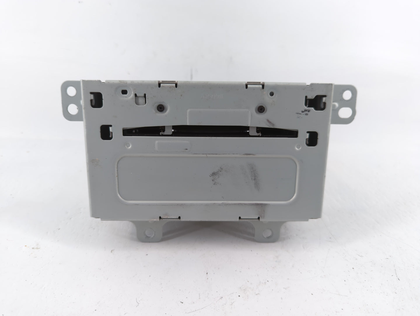 2011-2012 Chevrolet Cruze Radio AM FM Cd Player Receiver Replacement P/N:20983517 Fits Fits 2010 2011 2012 OEM Used Auto Par