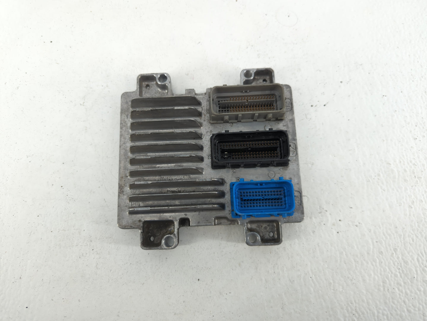 2011 Chevrolet Cruze PCM Engine Control Computer ECU ECM PCU OEM P/N:12644081 Fits OEM Used Auto Parts - Oemusedautoparts1.c