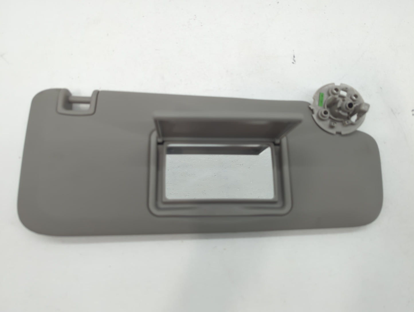 2011-2016 Chevrolet Cruze Sun Visor Shade Replacement Passenger Right Mirror Fits Fits 2011 2012 2013 2014 2015 2016 OEM Use