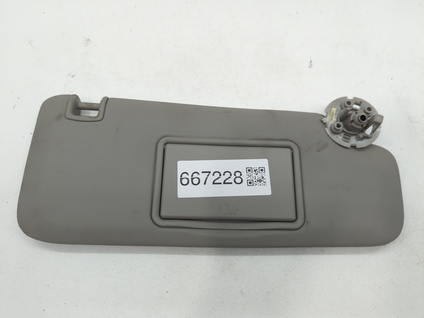 2011-2016 Chevrolet Cruze Sun Visor Shade Replacement Passenger Right Mirror Fits Fits 2011 2012 2013 2014 2015 2016 OEM Use