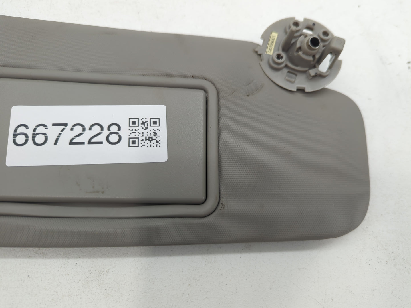 2011-2016 Chevrolet Cruze Sun Visor Shade Replacement Passenger Right Mirror Fits Fits 2011 2012 2013 2014 2015 2016 OEM Use