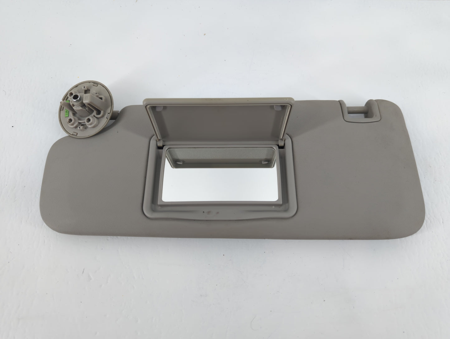 2011-2016 Chevrolet Cruze Sun Visor Shade Replacement Passenger Right Mirror Fits Fits 2011 2012 2013 2014 2015 2016 OEM Use