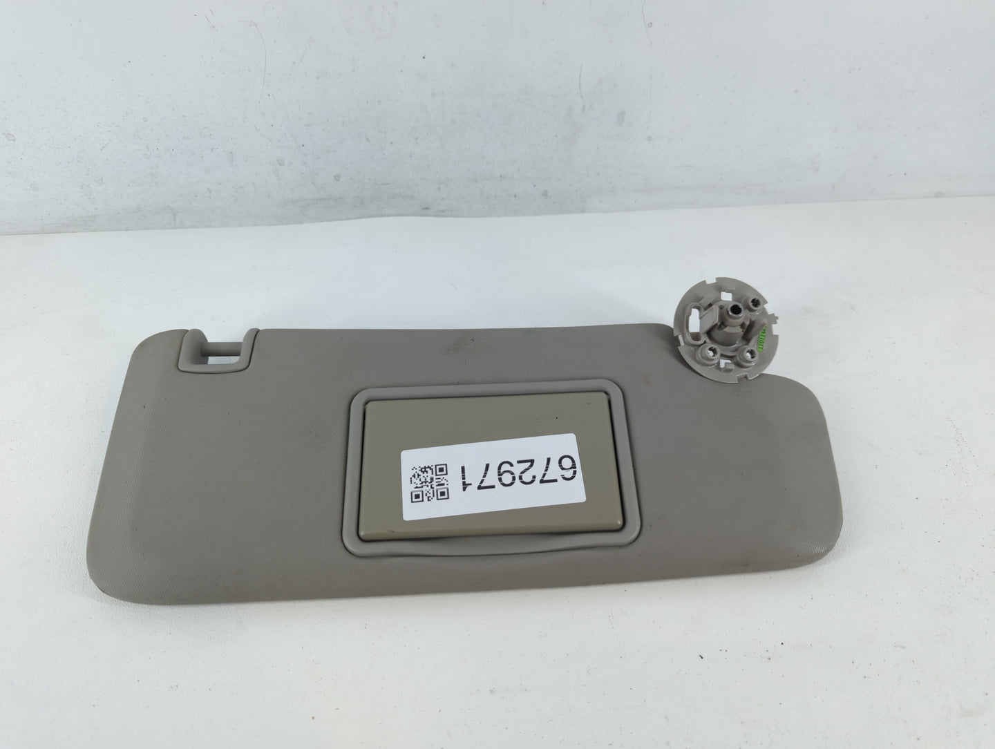 2011-2016 Chevrolet Cruze Sun Visor Shade Replacement Passenger Right Mirror Fits Fits 2011 2012 2013 2014 2015 2016 OEM Use