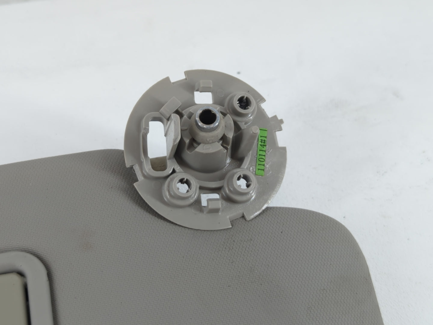 2011-2016 Chevrolet Cruze Sun Visor Shade Replacement Passenger Right Mirror Fits Fits 2011 2012 2013 2014 2015 2016 OEM Use