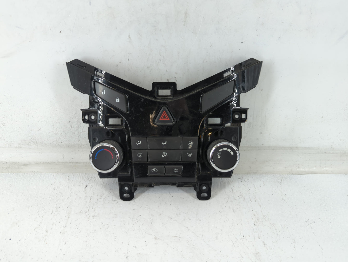 2011-2012 Chevrolet Cruze Climate Control Module Temperature AC/Heater Replacement P/N:95017054 Fits Fits 2011 2012 OEM Used
