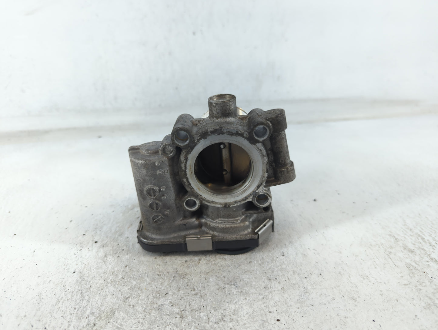 2011-2016 Chevrolet Cruze Throttle Body P/N:555655489 Fits Fits 2011 2012 2013 2014 2015 2016 2017 2018 2019 2020 2021 OEM U
