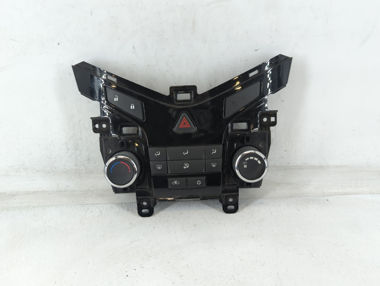 2011-2012 Chevrolet Cruze Climate Control Module Temperature AC/Heater Replacement P/N:96983927 Fits Fits 2011 2012 OEM Used