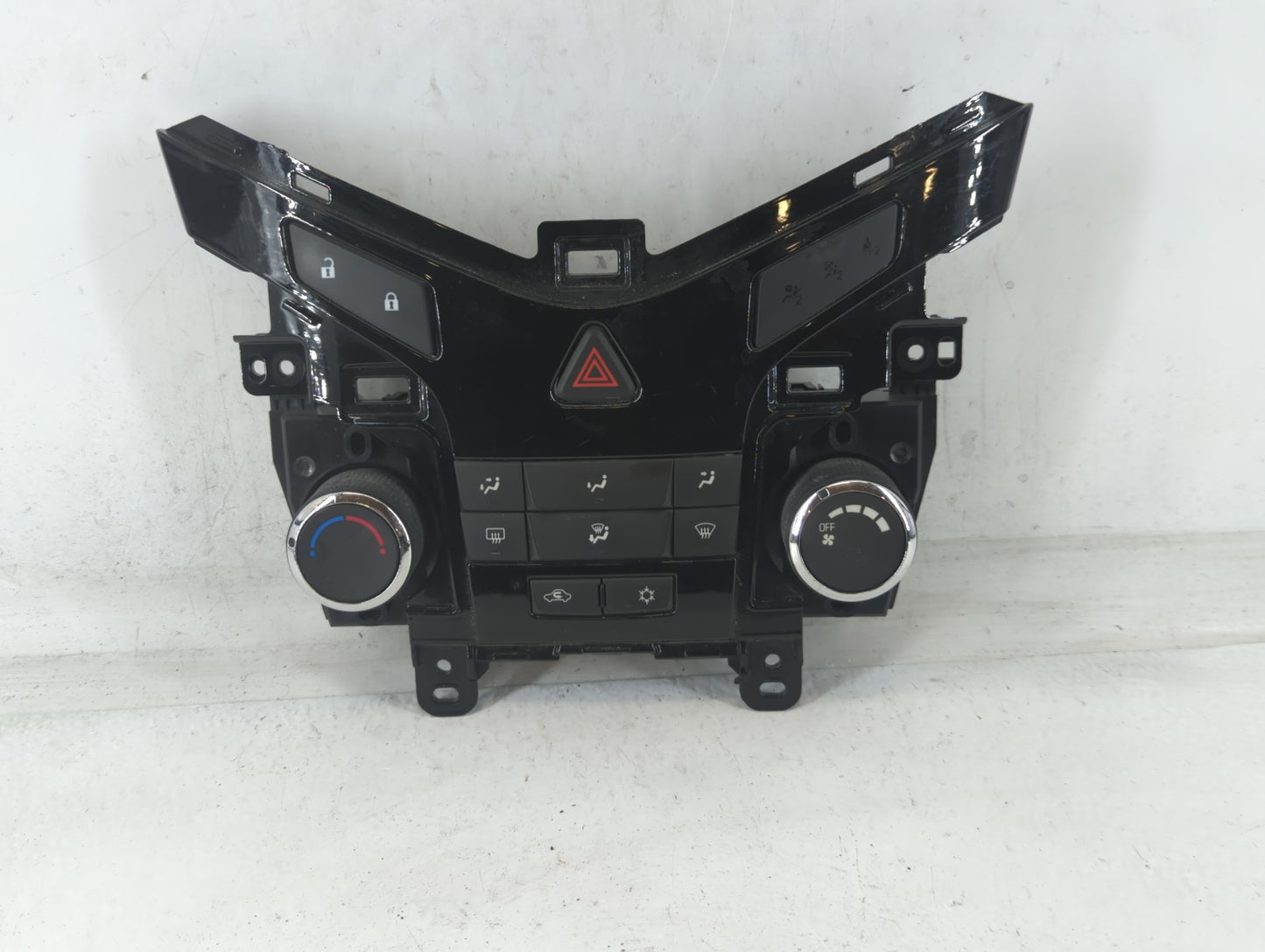 2011-2012 Chevrolet Cruze Climate Control Module Temperature AC/Heater Replacement P/N:95017054 Fits Fits 2011 2012 OEM Used