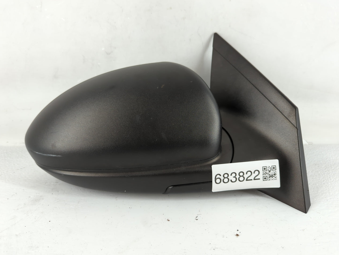 2011-2016 Chevrolet Cruze Passenger Side View Mirror - Right Door Mirror OEM Used - Oemusedautoparts1.com