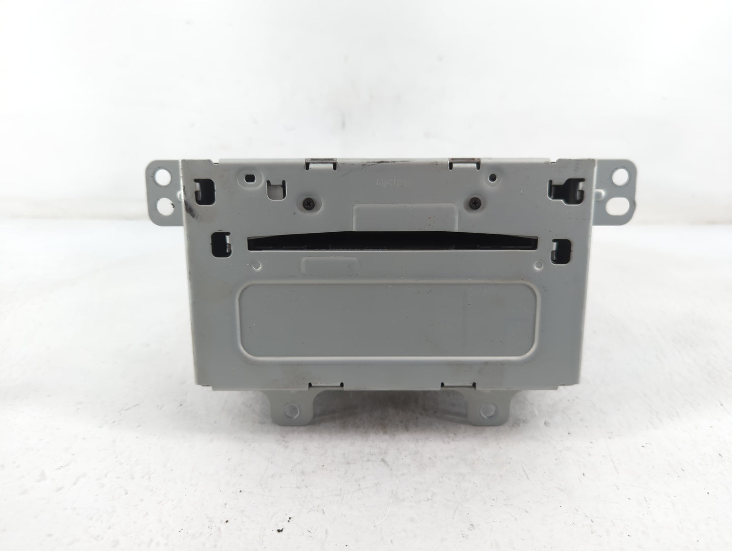 2011-2012 Chevrolet Cruze Radio AM FM Cd Player Receiver Replacement P/N:20983517 Fits Fits 2010 2011 2012 OEM Used Auto Par
