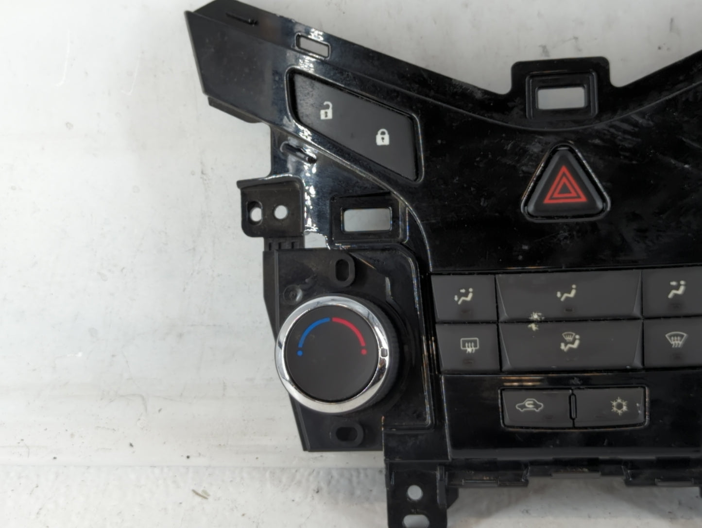 2011-2012 Chevrolet Cruze Climate Control Module Temperature AC/Heater Replacement P/N:95017054 Fits Fits 2011 2012 OEM Used