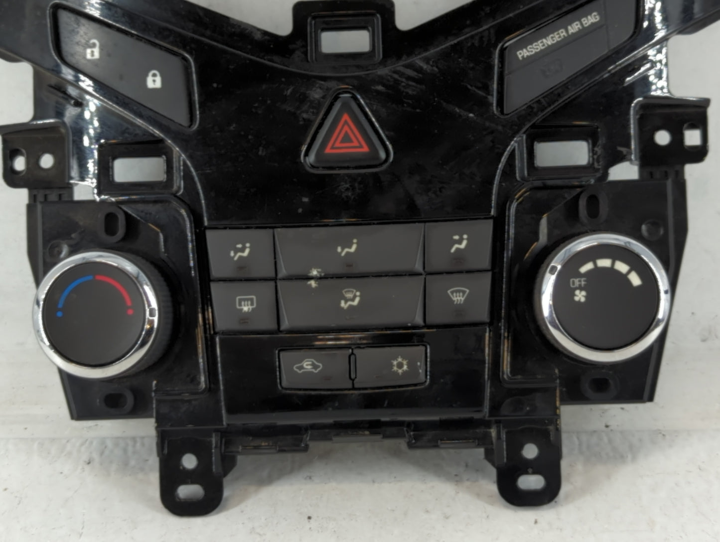 2011-2012 Chevrolet Cruze Climate Control Module Temperature AC/Heater Replacement P/N:95017054 Fits Fits 2011 2012 OEM Used