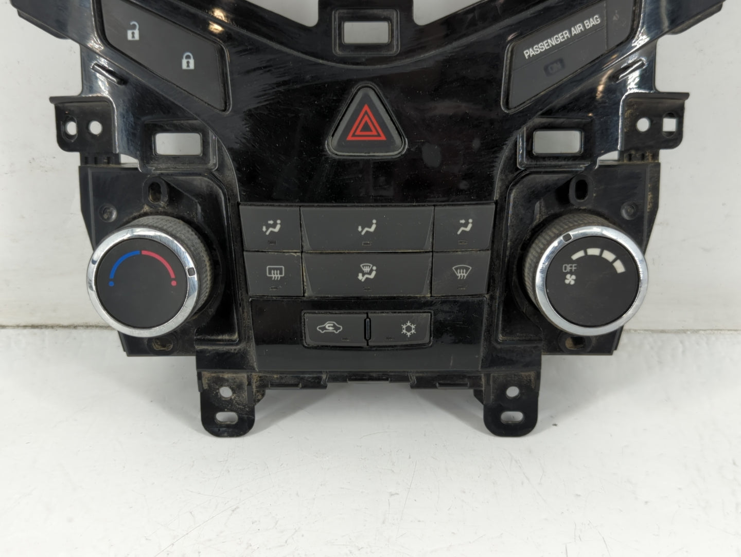 2011-2012 Chevrolet Cruze Climate Control Module Temperature AC/Heater Replacement P/N:96983927 Fits Fits 2011 2012 OEM Used