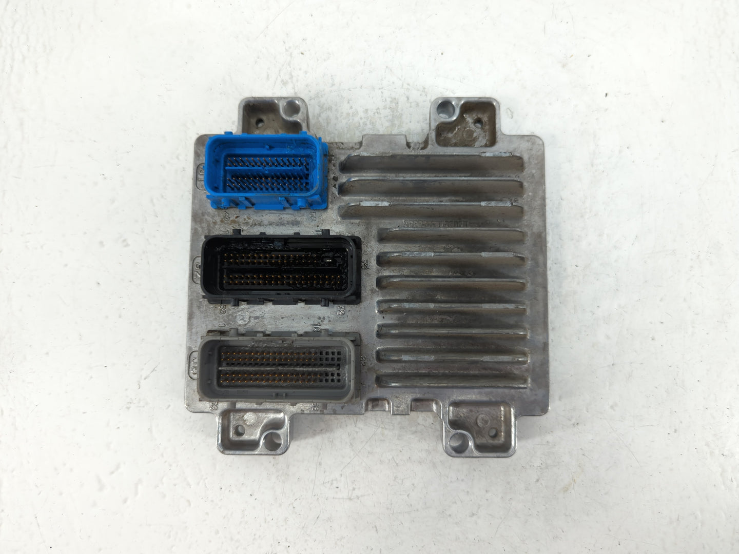 2011 Chevrolet Cruze PCM Engine Control Computer ECU ECM PCU OEM P/N:12644081 12642100 Fits OEM Used Auto Parts - Oemusedaut