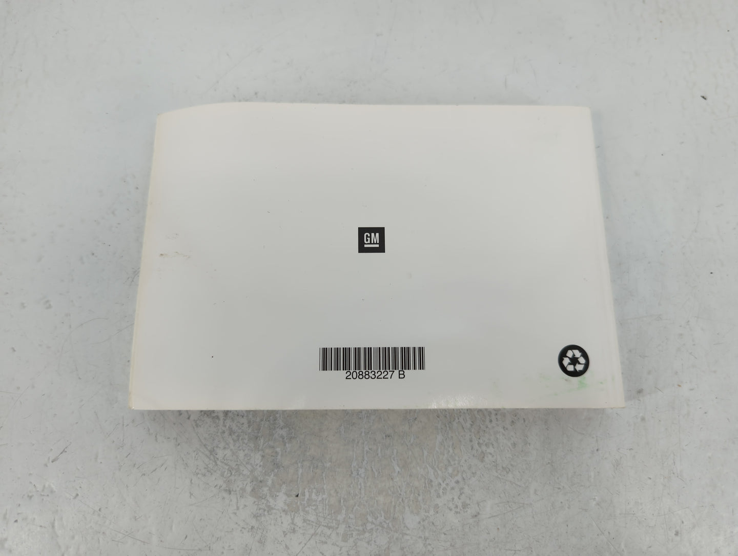 2011 Chevrolet Cruze Owners Manual Book Guide P/N:20883227 B OEM Used Auto Parts - Oemusedautoparts1.com
