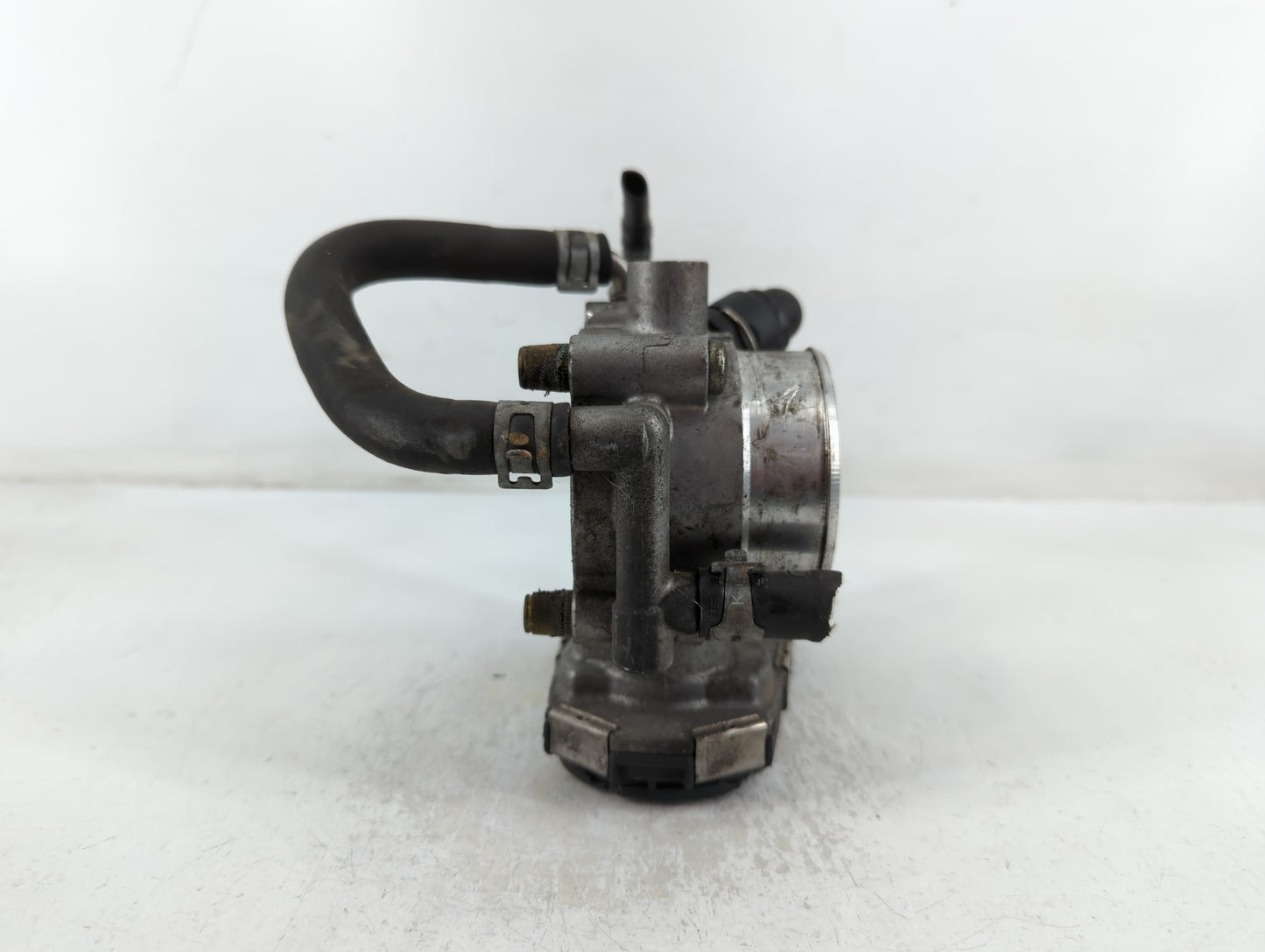 2011-2016 Chevrolet Cruze Throttle Body P/N:0 280 750 245 55 561 495 Fits Fits 2009 2010 2011 2012 2013 2014 2015 2016 2017 