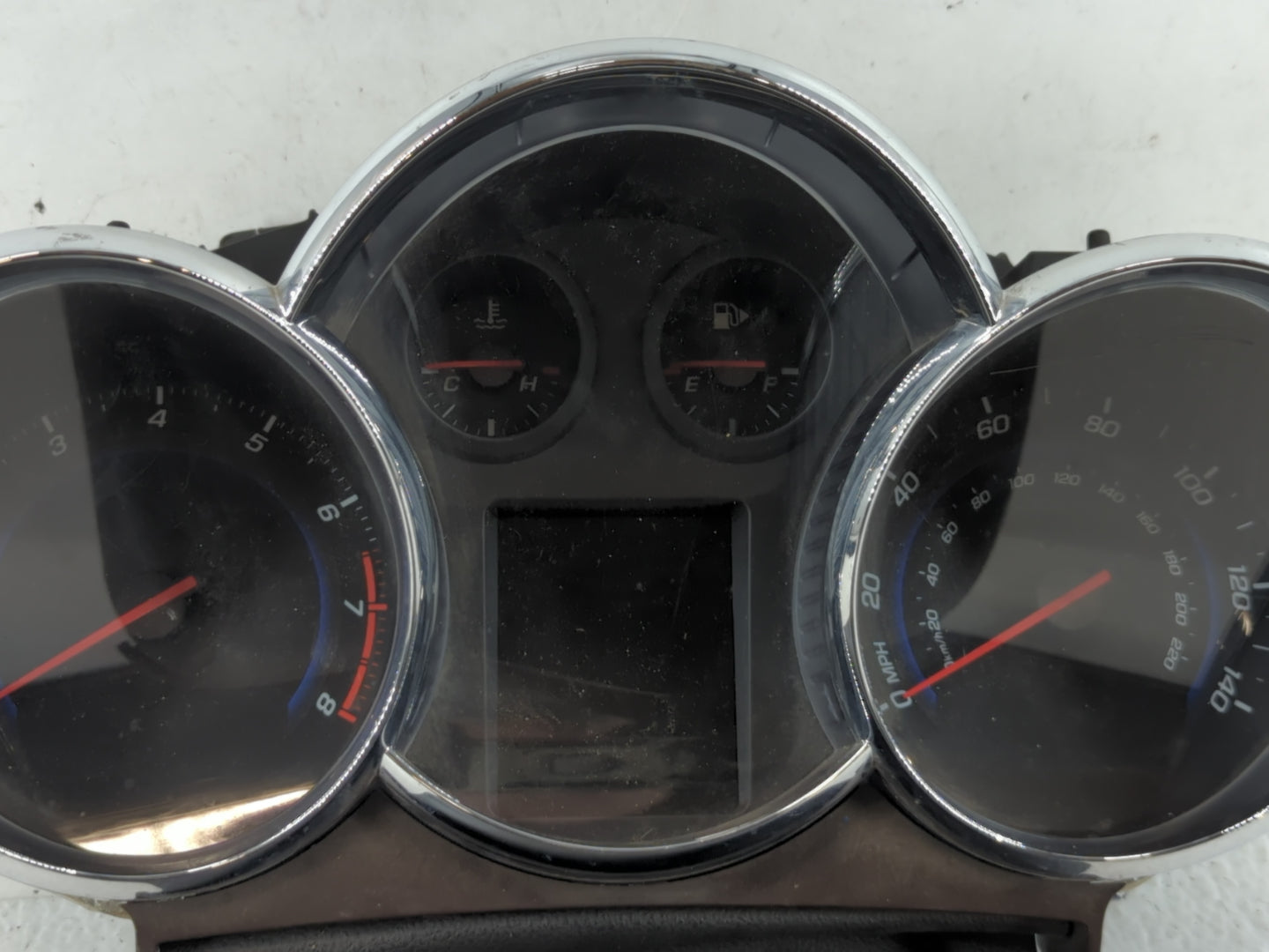 2011 Chevrolet Cruze Instrument Cluster Speedometer Gauges P/N:95018205 809773364 Fits OEM Used Auto Parts - Oemusedautopart