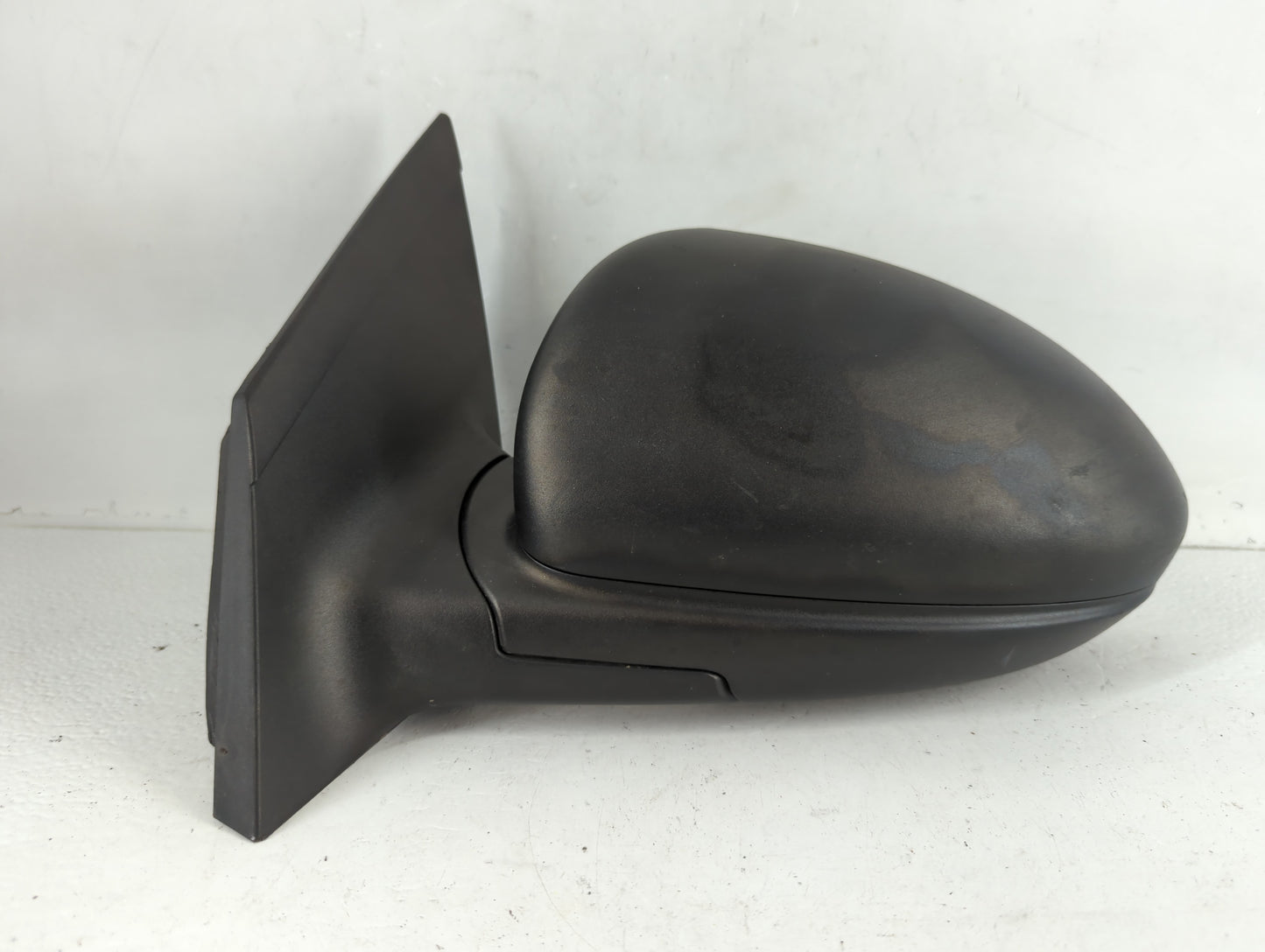 2011-2014 Chevrolet Cruze Driver Side View Mirror - Left Door Mirror OEM Used - Oemusedautoparts1.com