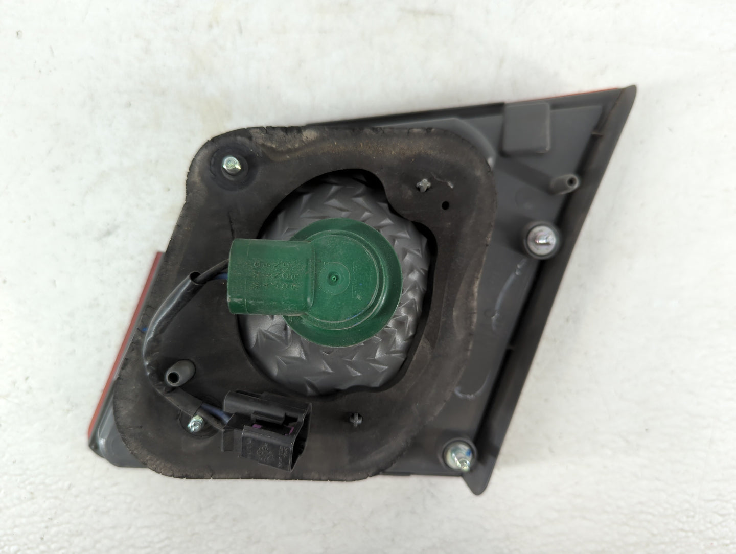 2011-2016 Chevrolet Cruze Tail Light Assembly Driver Left OEM Fits Fits 2011 2012 2013 2014 2015 2016 OEM Used Auto Parts - 
