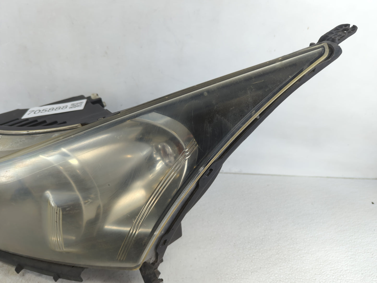 2011-2012 Chevrolet Cruze Driver Left Oem Head Light Headlight Lamp 705888 - Oemusedautoparts1.com