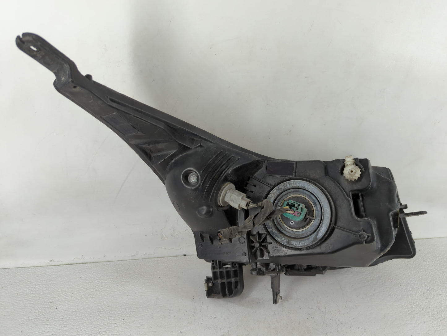 2011-2012 Chevrolet Cruze Driver Left Oem Head Light Headlight Lamp 705888 - Oemusedautoparts1.com