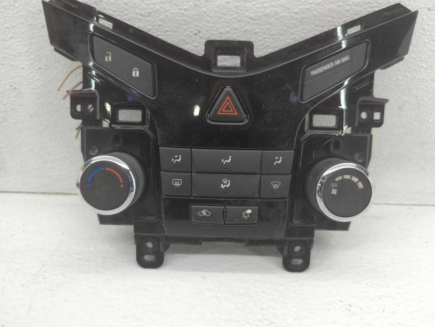 2011-2012 Chevrolet Cruze Climate Control Module Temperature AC/Heater Replacement P/N:96983927 Fits Fits 2011 2012 OEM Used
