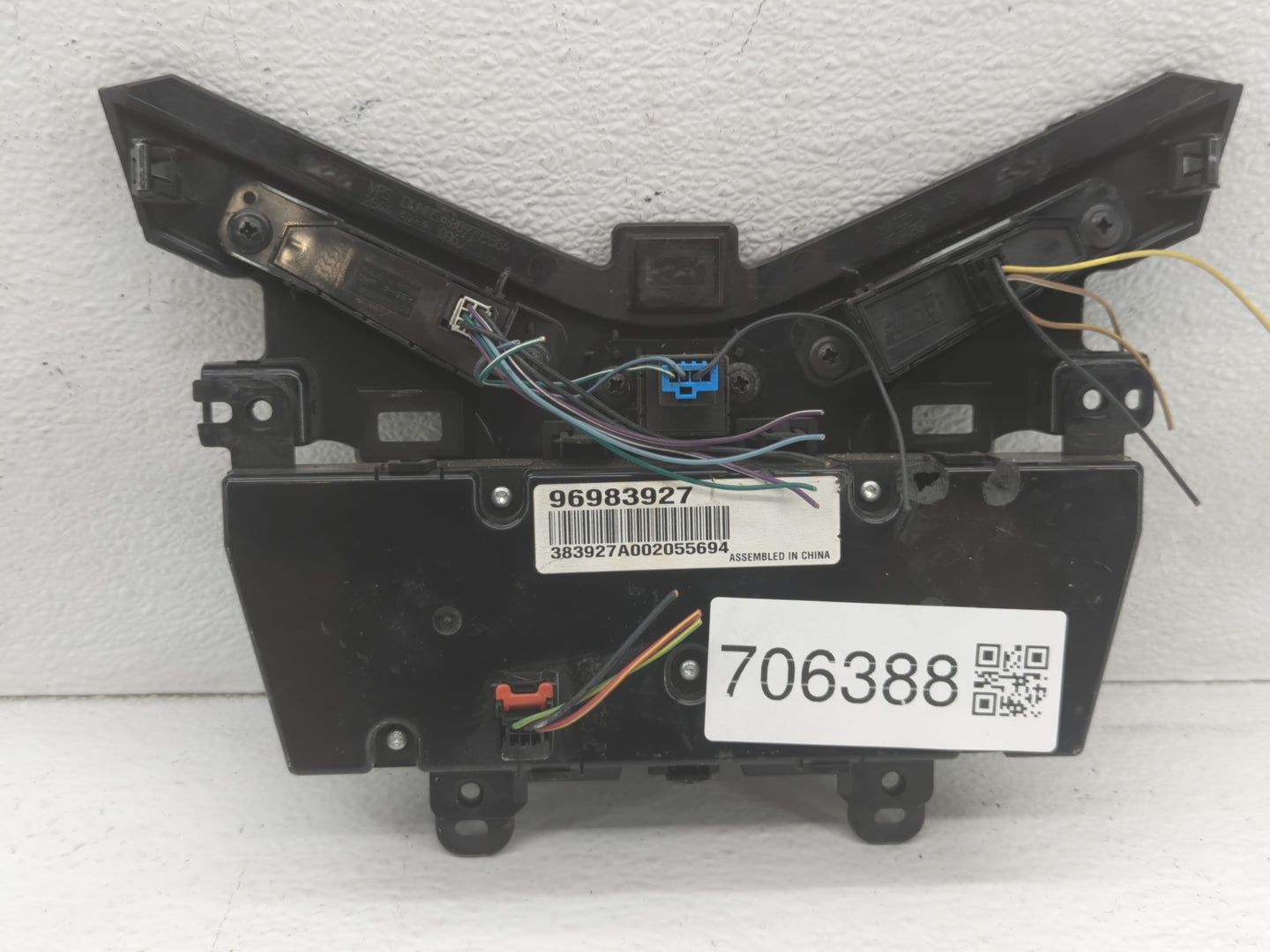 2011-2012 Chevrolet Cruze Climate Control Module Temperature AC/Heater Replacement P/N:96983927 Fits Fits 2011 2012 OEM Used